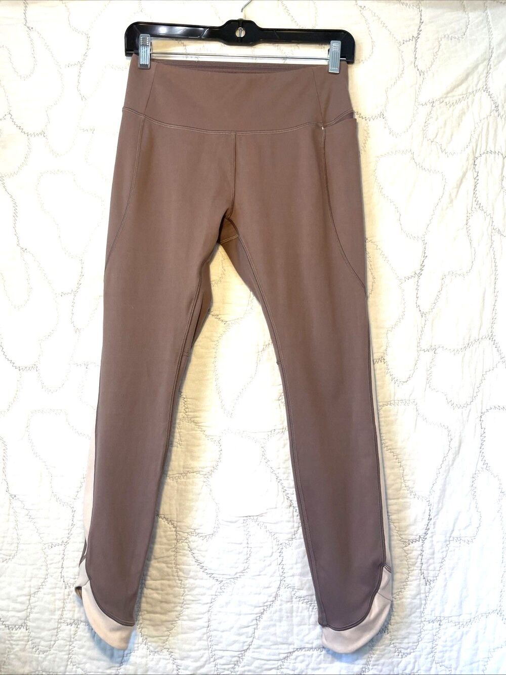 Calia Nude Essential Leggings, White Trim Size Small